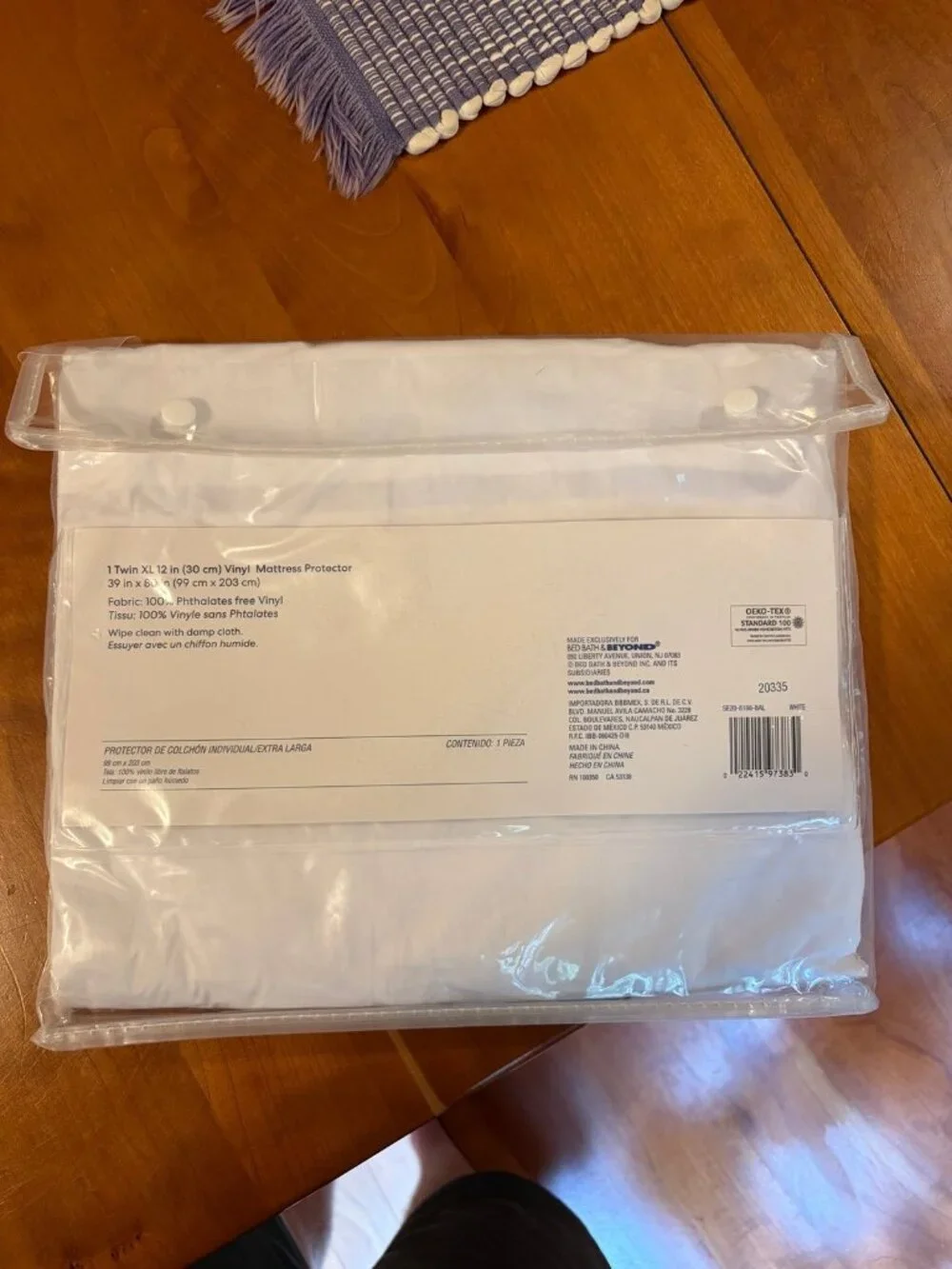 Simply Essential Vinyl Mattress Protector Twin XL white size 39x80 in brand new
